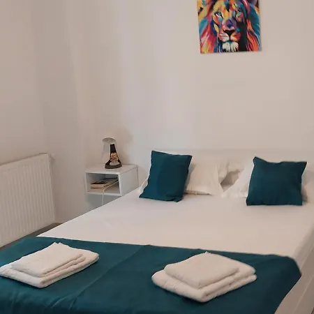 Apartament Delia דירה *
