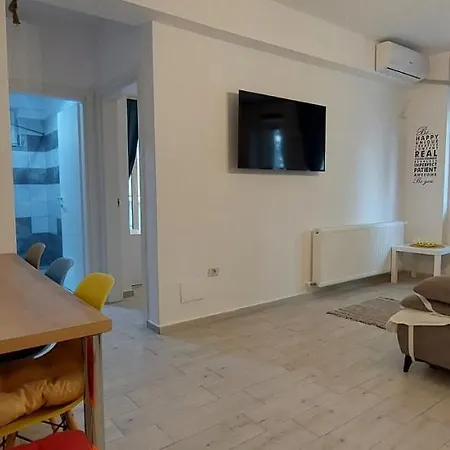 Apartament Delia דירה *